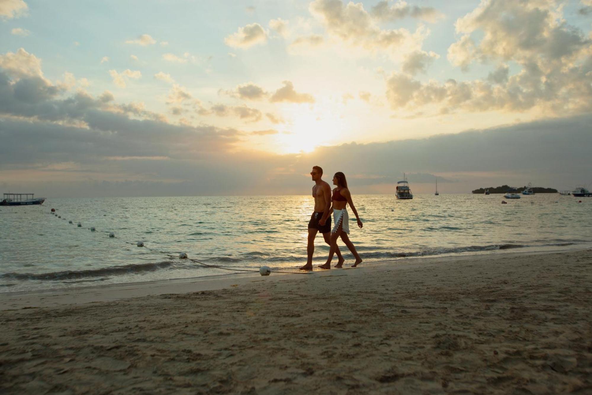 Azul Beach Resort Negril, Gourmet All Inclusive By Karisma Экстерьер фото